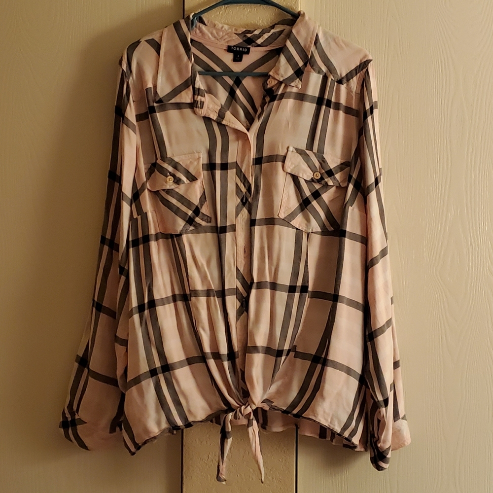 Torrid size 4 pink plaid long sleeve